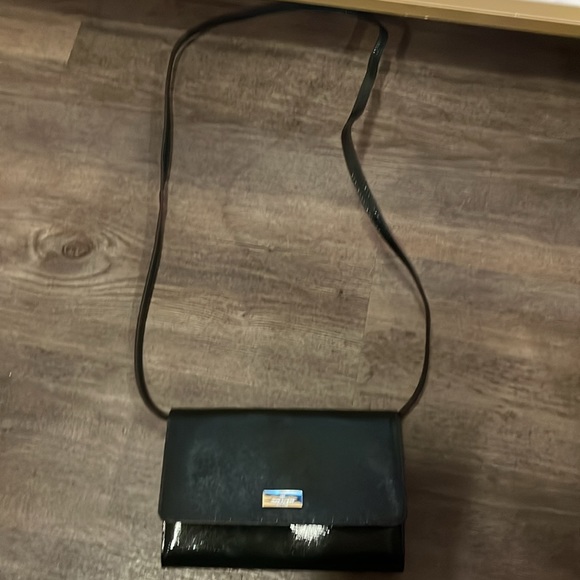 Kate spade Forrest green purse never used - Picture 3 of 3